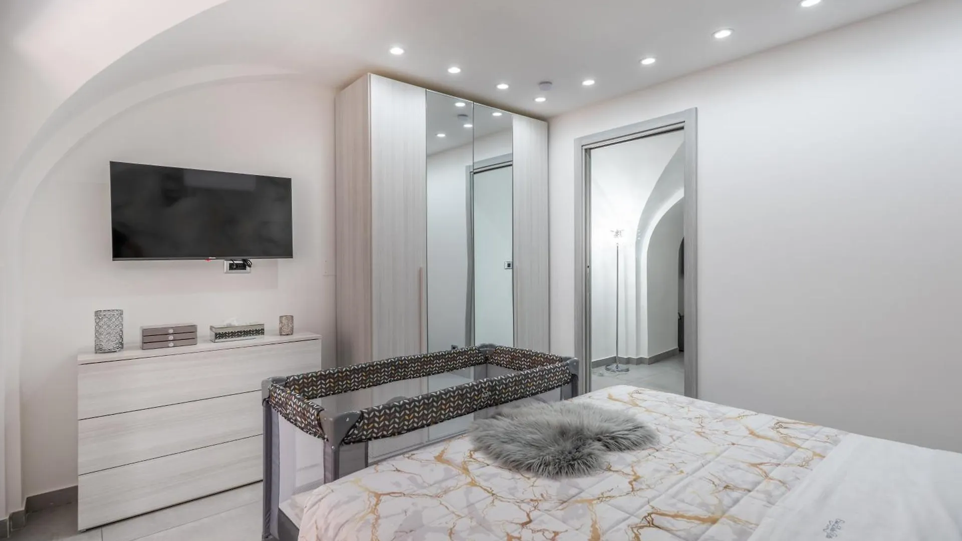 Casa Dolce Vita Ventimiglia 0*,  Italia